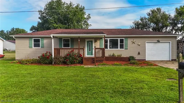 20 Suzanne Street, Little Hocking, OH 45742