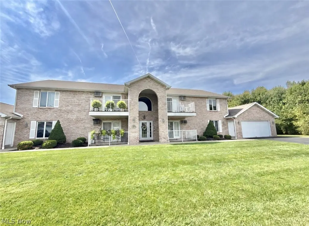 841 Auburn Hills Drive #4, Boardman, OH 44512 - #1