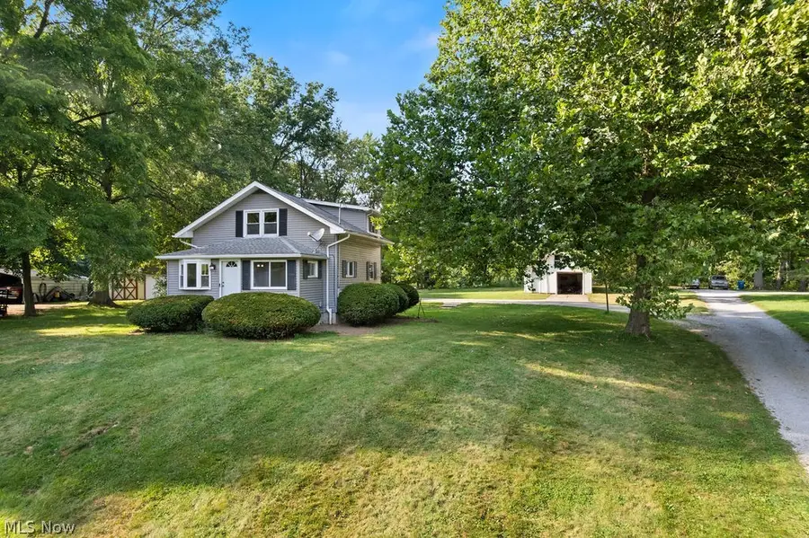 3071 Farmdale Road, Akron, OH 44312 - #2