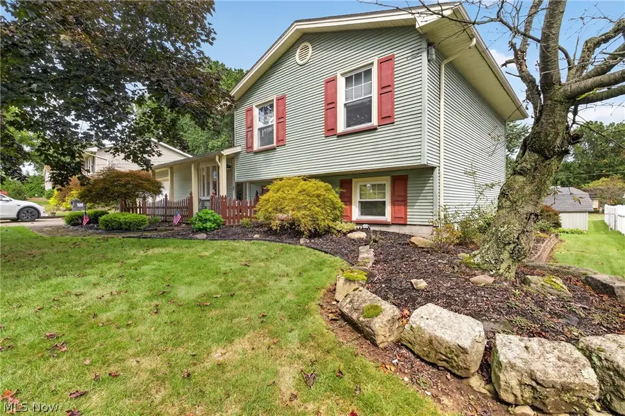 2379 Oak Trace Street, Youngstown, OH 44515 - #3