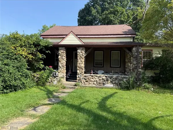 9523 E Center Street, Windham, OH 44288