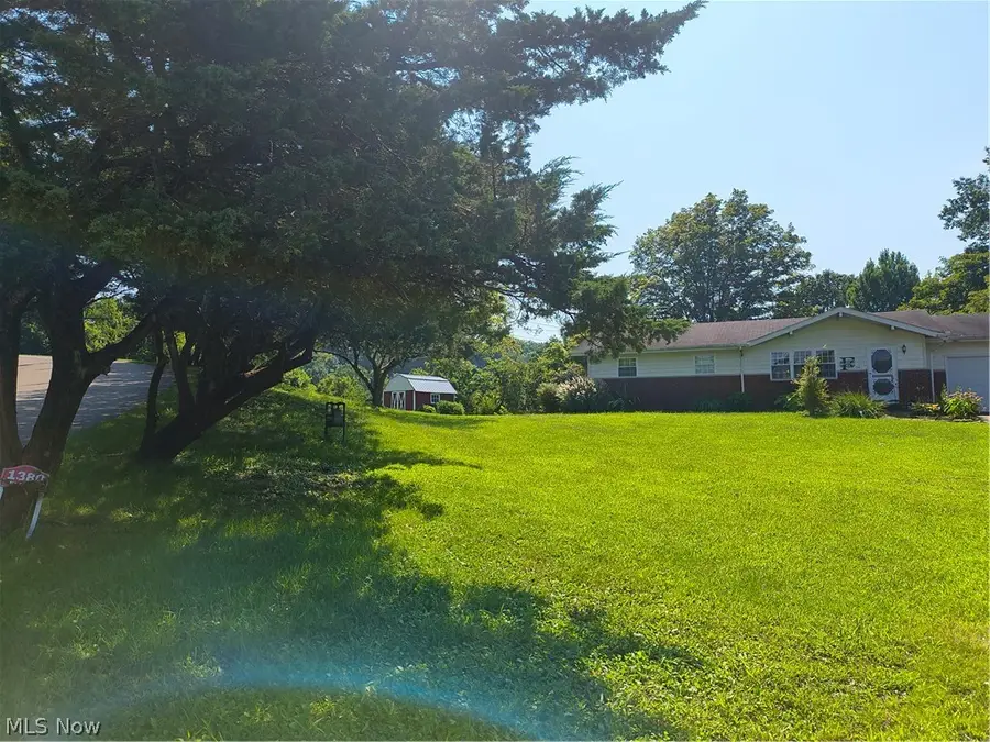 1380 Mount Tom Road, Marietta, OH 45750 - #2