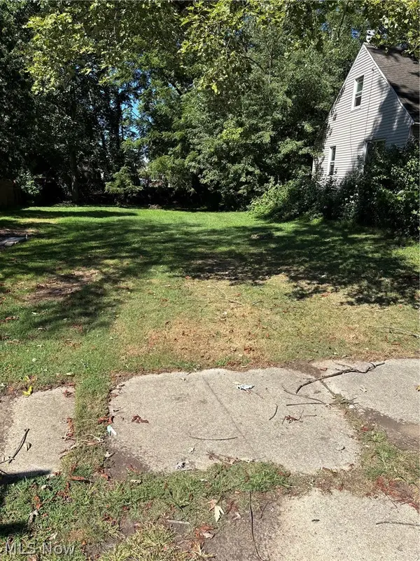 168 26th Street, Barberton, OH 44203