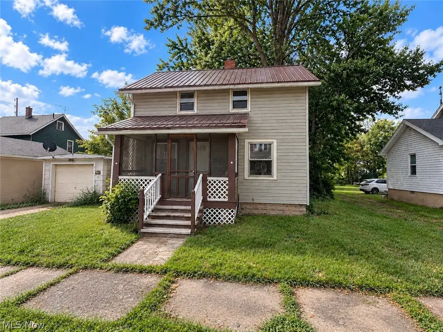 1027 Buena Vista Ne Avenue, Warren, OH 44483 - #2