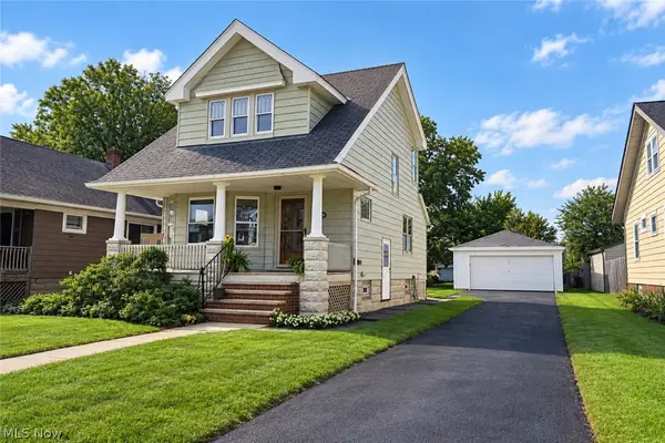 16805 Larchwood Avenue, Cleveland, OH 44135