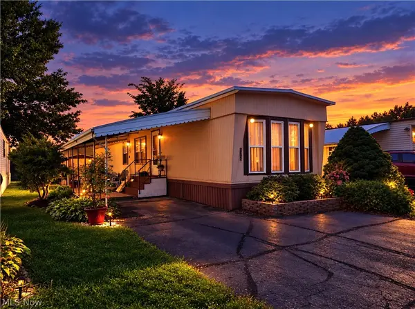 105 Virginia Avenue, Elyria, OH 44035
