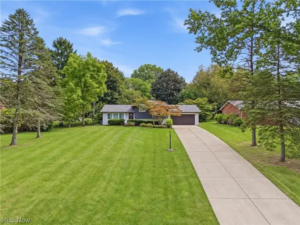 7474 Woodcrest Ne Avenue, Canton, OH 44721