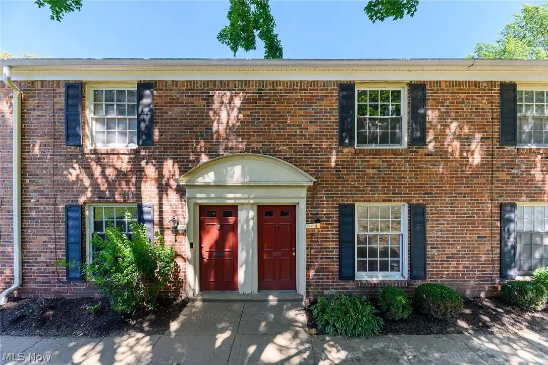 62 Menlo Park Drive, Akron, OH 44313 - #1