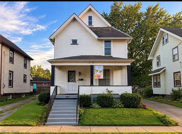 819 Lincoln Nw Way, Massillon, OH 44647