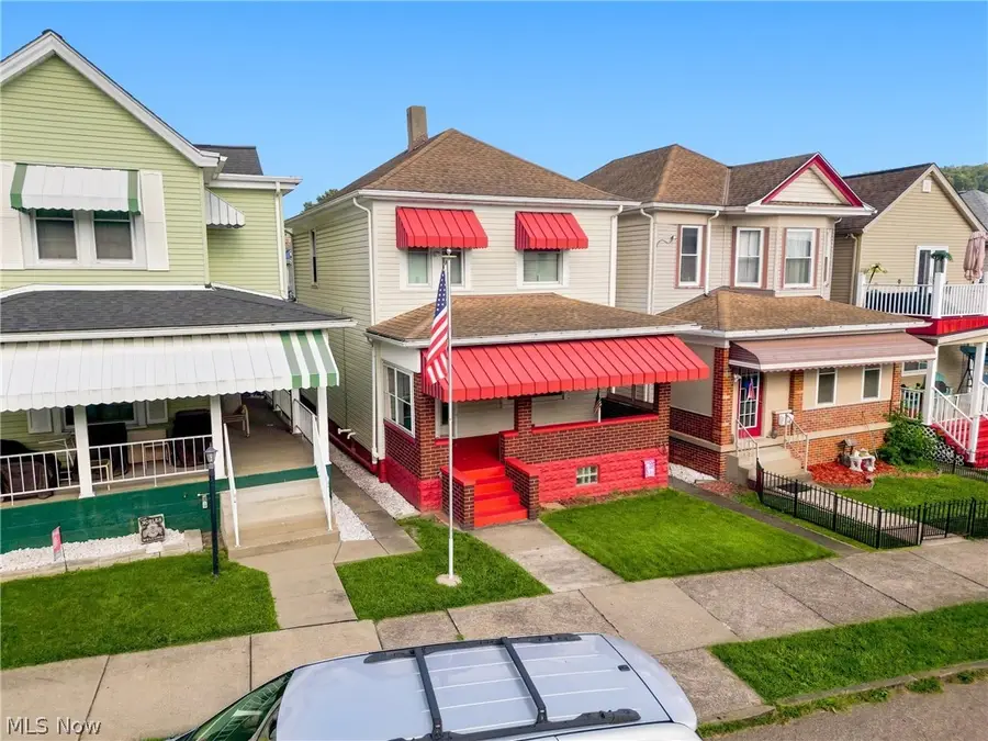 608 Delaware Street, Martins Ferry, OH 43935 - #2