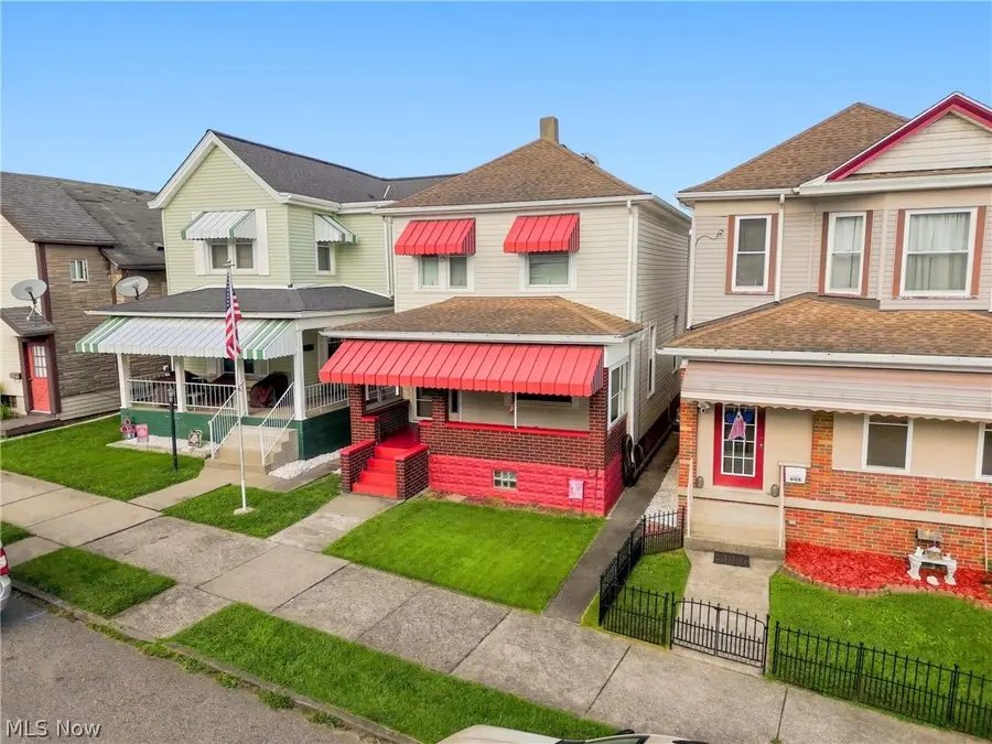 608 Delaware Street, Martins Ferry, OH 43935 - #3