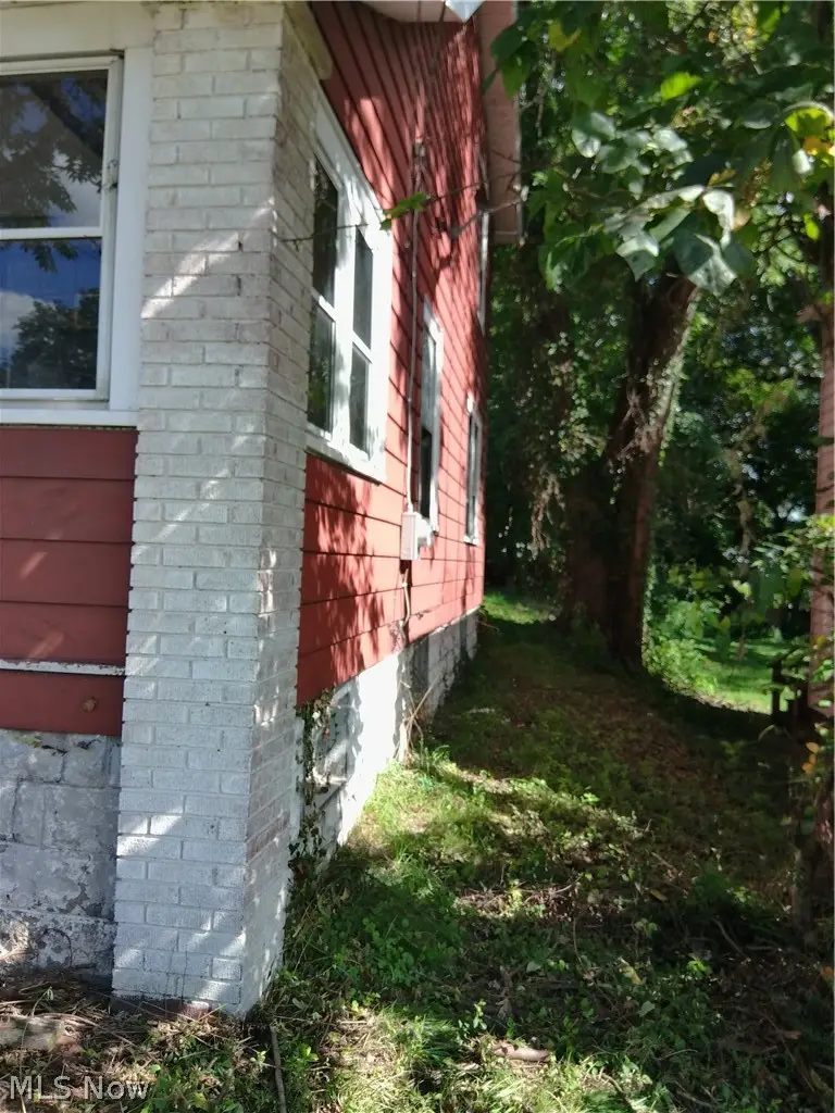 35 Palmer Avenue, Campbell, OH 44405 - #3