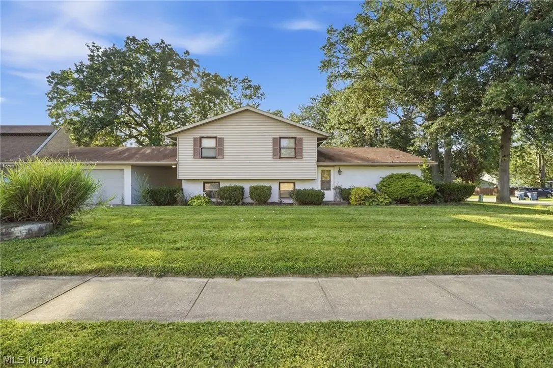 1401-1403 Lindenwood Drive, Lorain, OH 44053 - #1