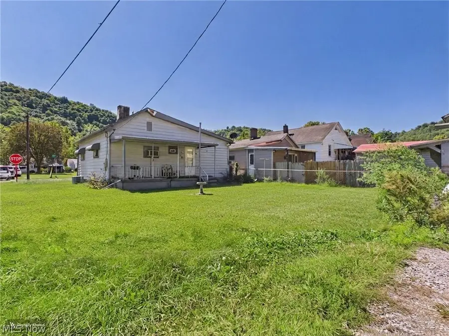 56031 W 2nd Street, Bridgeport, OH 43912 - #2