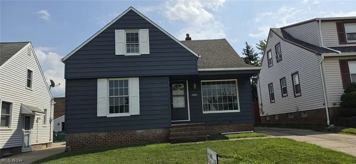 12304 Tonsing Drive, Garfield Heights, OH 44125 - #1