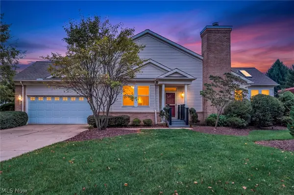 8610 Pine Creek Lane, Sagamore Hills, OH 44067