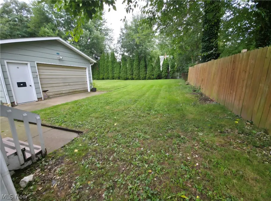 645 Sanford Avenue, Akron, OH 44305 - #3