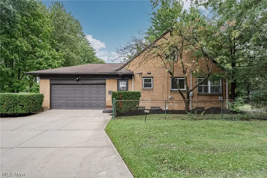 5680 Alberta Drive, Lyndhurst, OH 44124 - #3