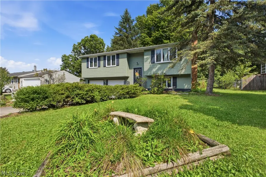 1343 Northfield Drive, Mineral Ridge, OH 44440 - #2