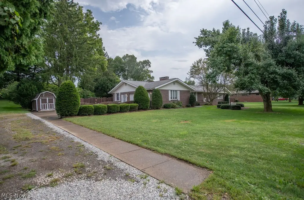 1779 Sunset Se Lane, New Philadelphia, OH 44663 - #1