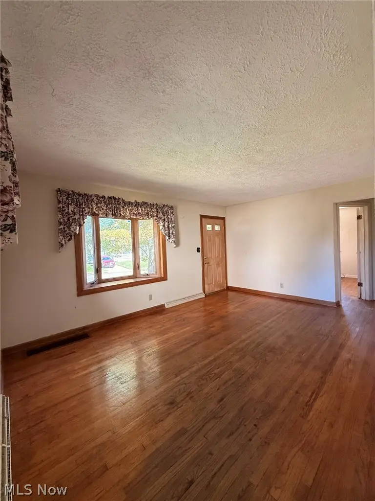 1518 34th Ne Street, Canton, OH 44714 - #2