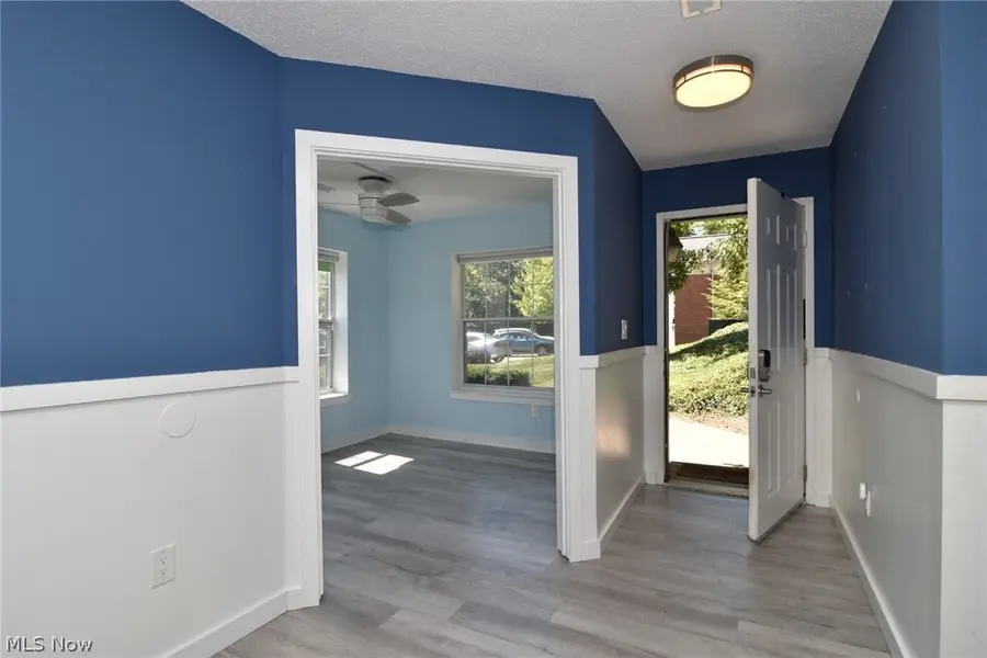 200 Fox Hollow Drive #100, Mayfield Heights, OH 44124 - #2
