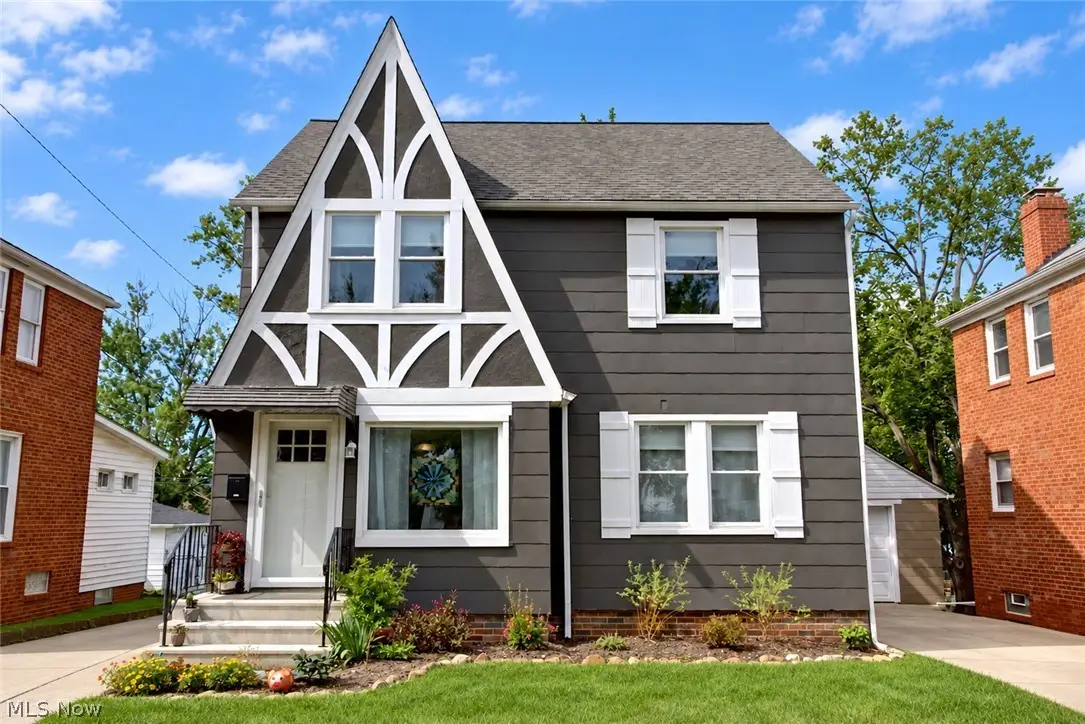 568 Darlington Drive, Bedford, OH 44146 - #1