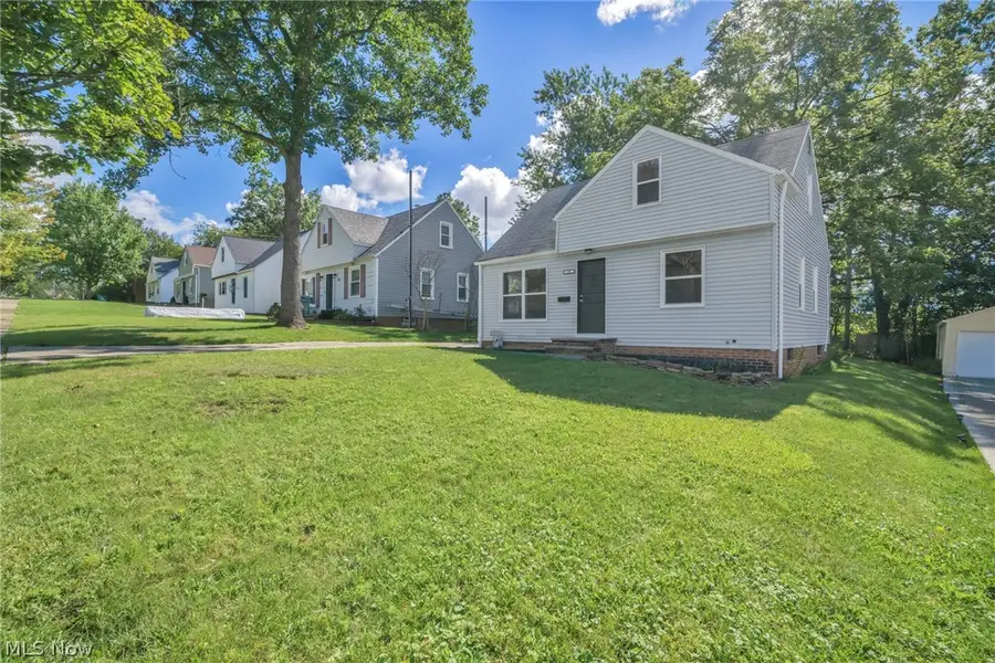 90 Cowles Avenue, Bedford, OH 44146 - #3