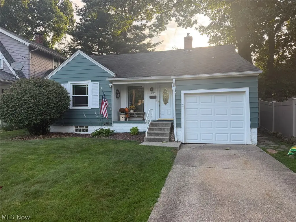 2115 12th Street, Cuyahoga Falls, OH 44223 - #1