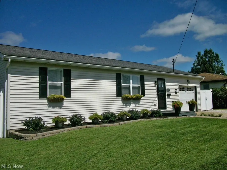 1594 Gene Street, Belpre, OH 45714 - #2