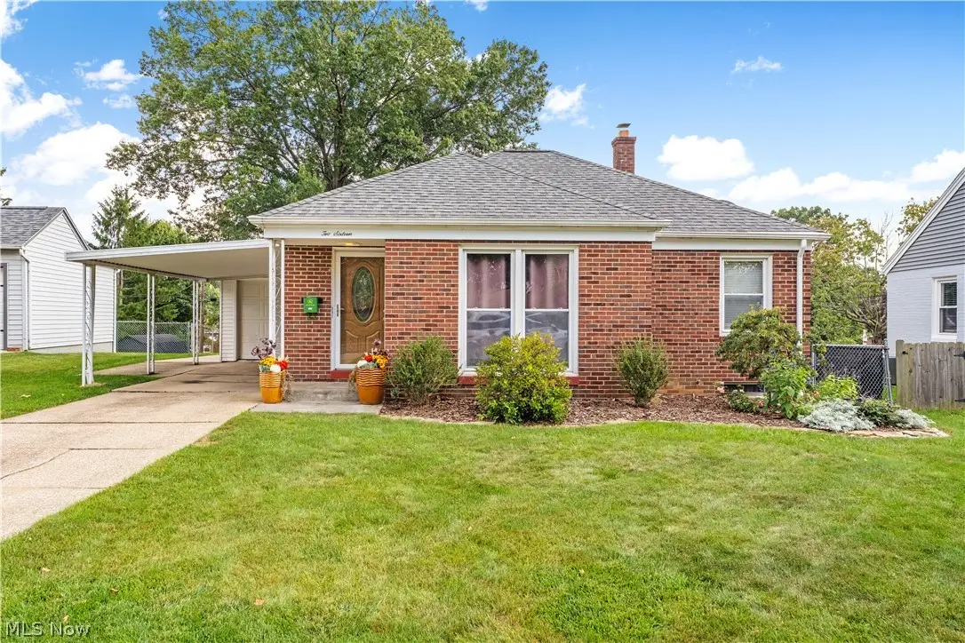 216 Rowford Sw Avenue, Massillon, OH 44646 - #1