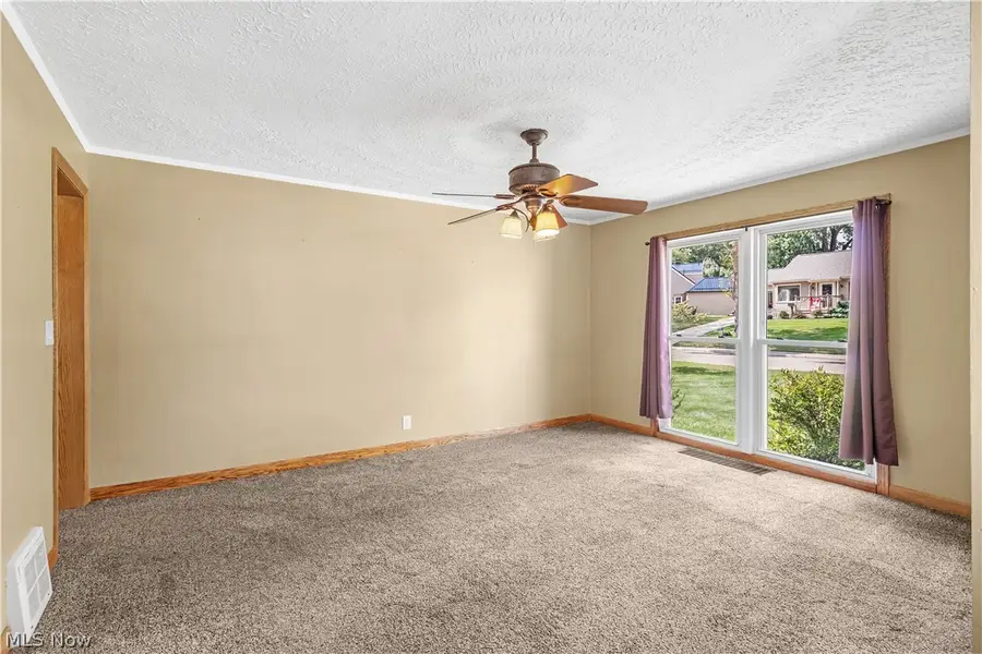 216 Rowford Sw Avenue, Massillon, OH 44646 - #3