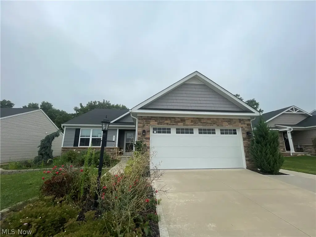 6913 Gauntlet Sw Street, Massillon, OH 44646 - #1
