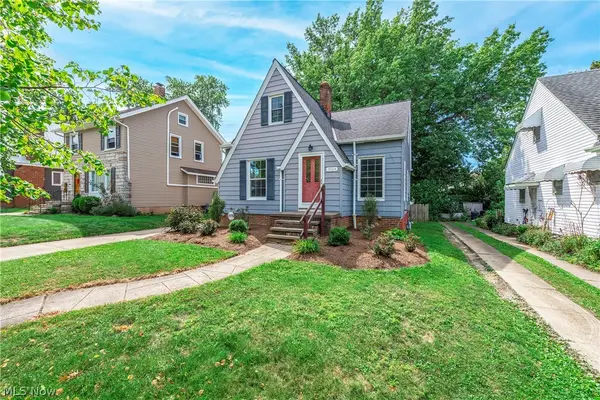 3504 W 152nd Street, Cleveland, OH 44111