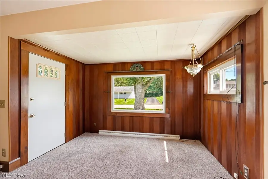 1237 Stardale Sw Avenue, Massillon, OH 44646 - #3