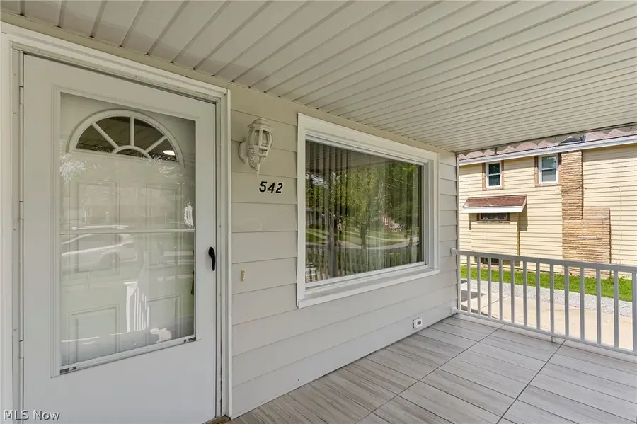 542 6th Street, Campbell, OH 44405 - #2
