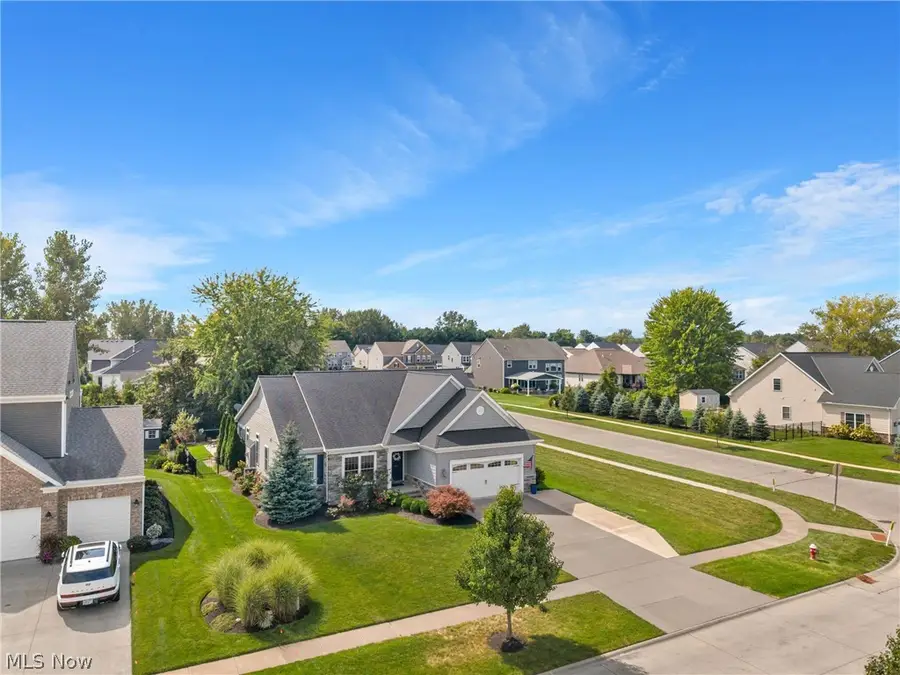 36505 Capri Lane, North Ridgeville, OH 44039 - #3