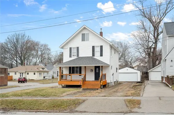 847 Sackett Avenue, Cuyahoga Falls, OH 44221