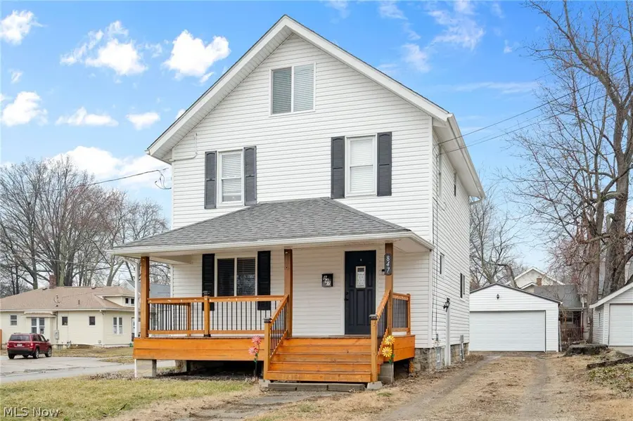 847 Sackett Avenue, Cuyahoga Falls, OH 44221 - #2