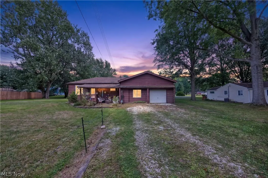 3284 Klages Boulevard, Tallmadge, OH 44278 - #1
