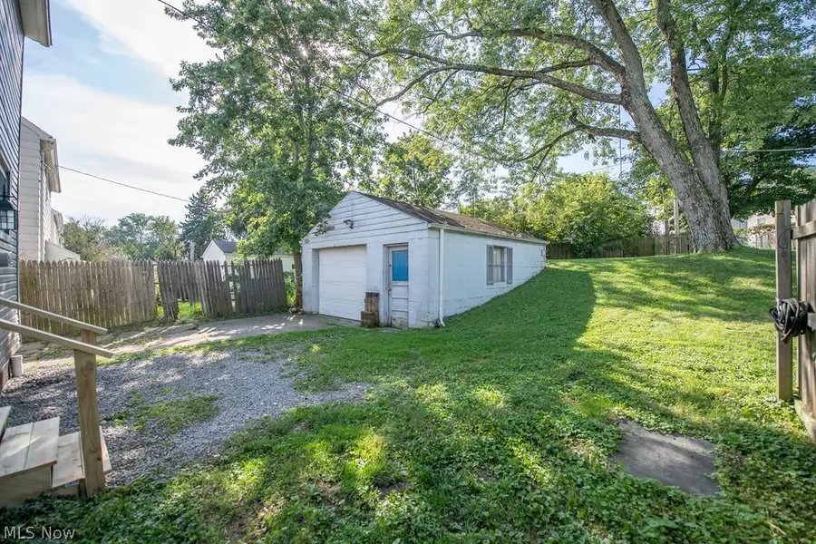 747 Waugh Street, Alliance, OH 44601 - #2