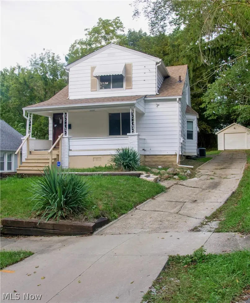 723 Grifton Avenue, Akron, OH 44305 - #1