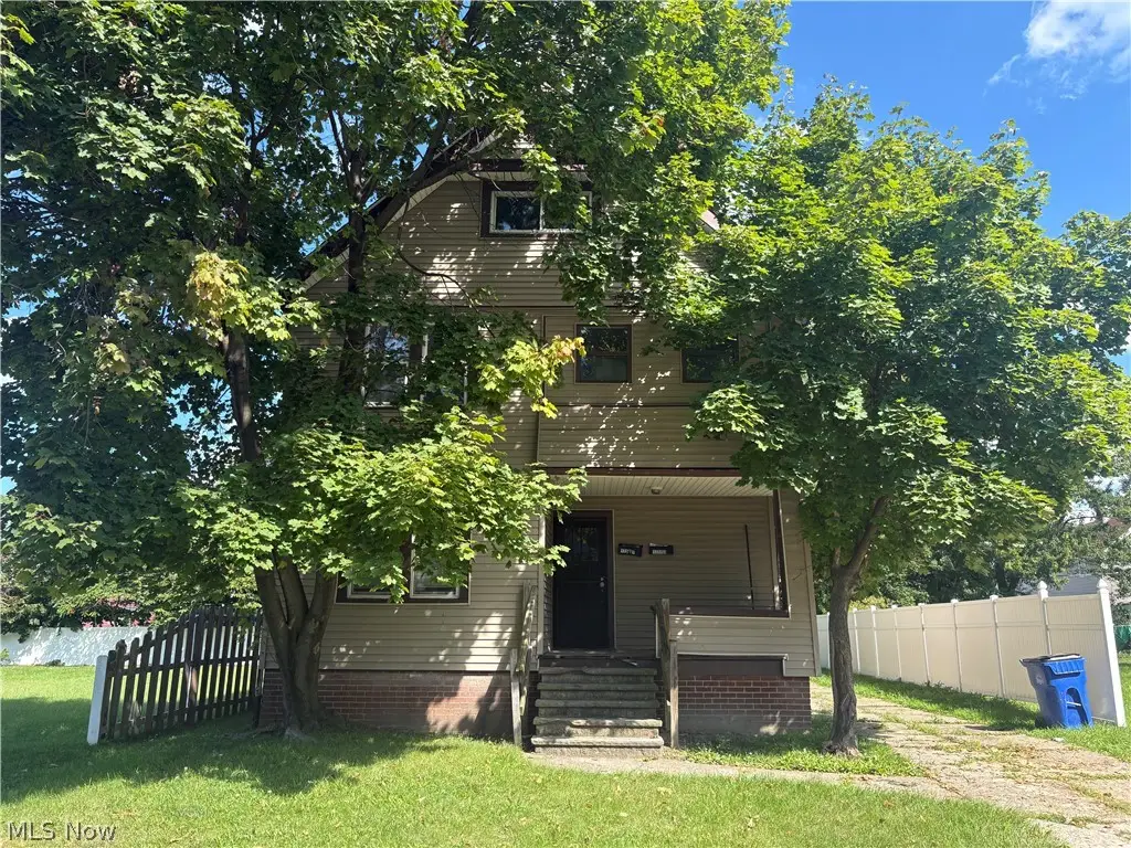 12501 Dove Avenue, Cleveland, OH 44105 - #1