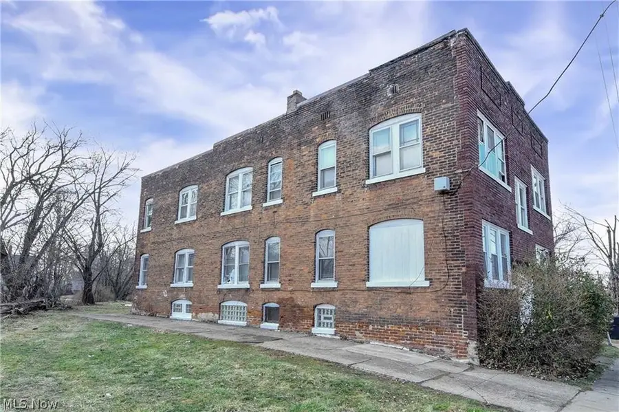 14104 Aspinwall Avenue, Cleveland, OH 44110 - #3