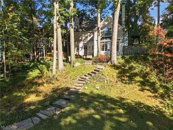 3779 Meadowbrook Boulevard, University Heights, OH 44118