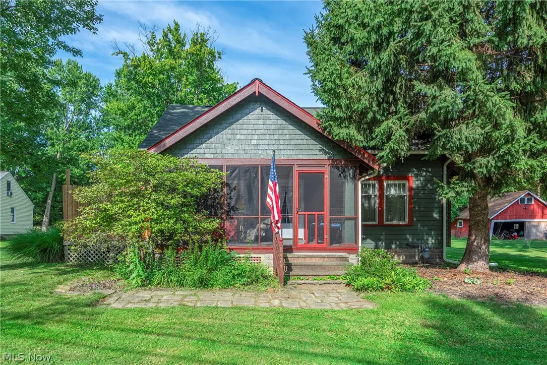 8424 Usher Road, Olmsted Falls, OH 44138 - #1