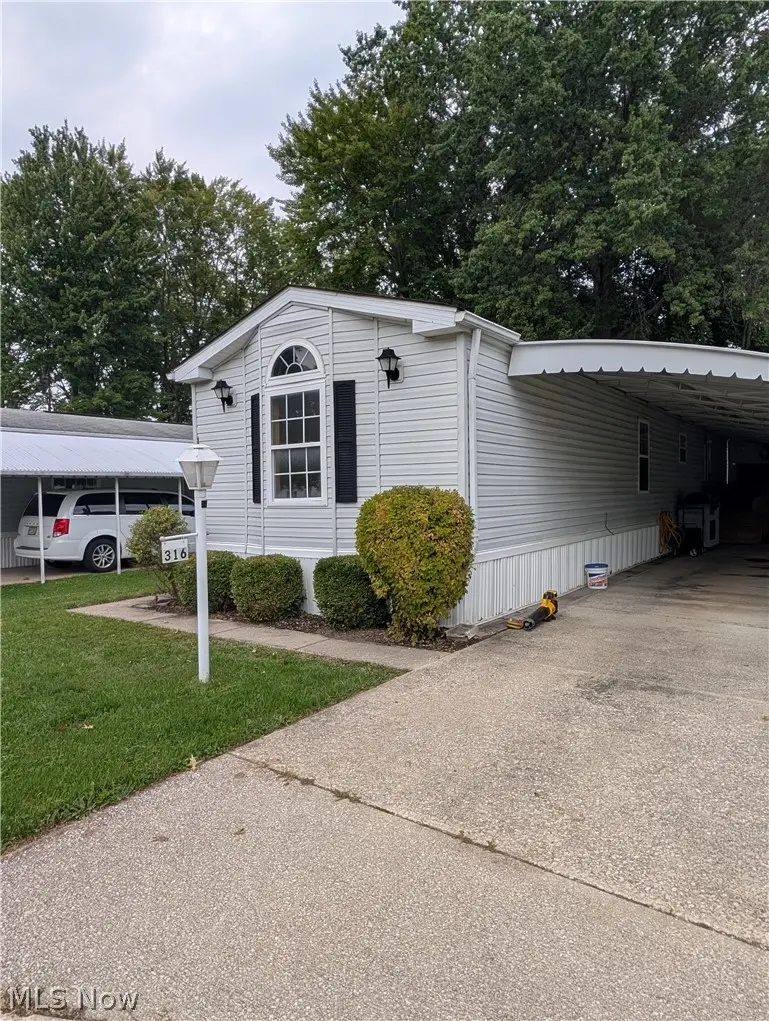 316 Britton Drive, Geneva, OH 44041 - #3