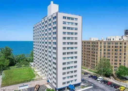 12520 Edgewater Drive #309, Lakewood, OH 44107 - #2