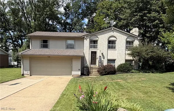 2896 Roanoke Nw Street, Massillon, OH 44646