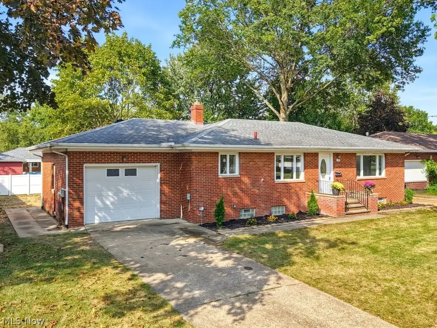 127 Alameda Avenue, Cuyahoga Falls, OH 44221 - #2
